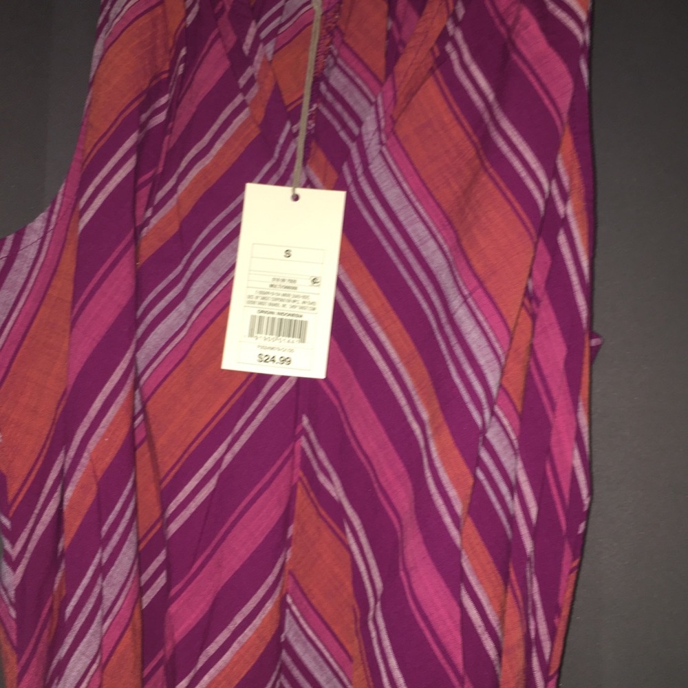 Dress - Picture 4 of 6